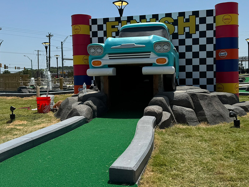 Adventure Golf Course Burleson