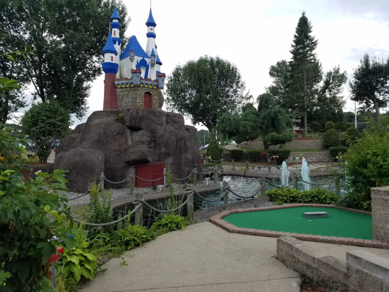 Fantasyland – Seekonk, MA