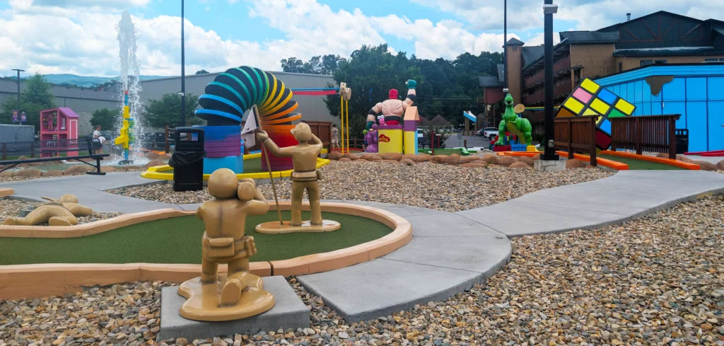 Toy Box Mini Golf – Pigeon Forge, TN project photo